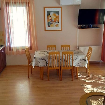 Jenny Apartman Siófok Exteriör bild