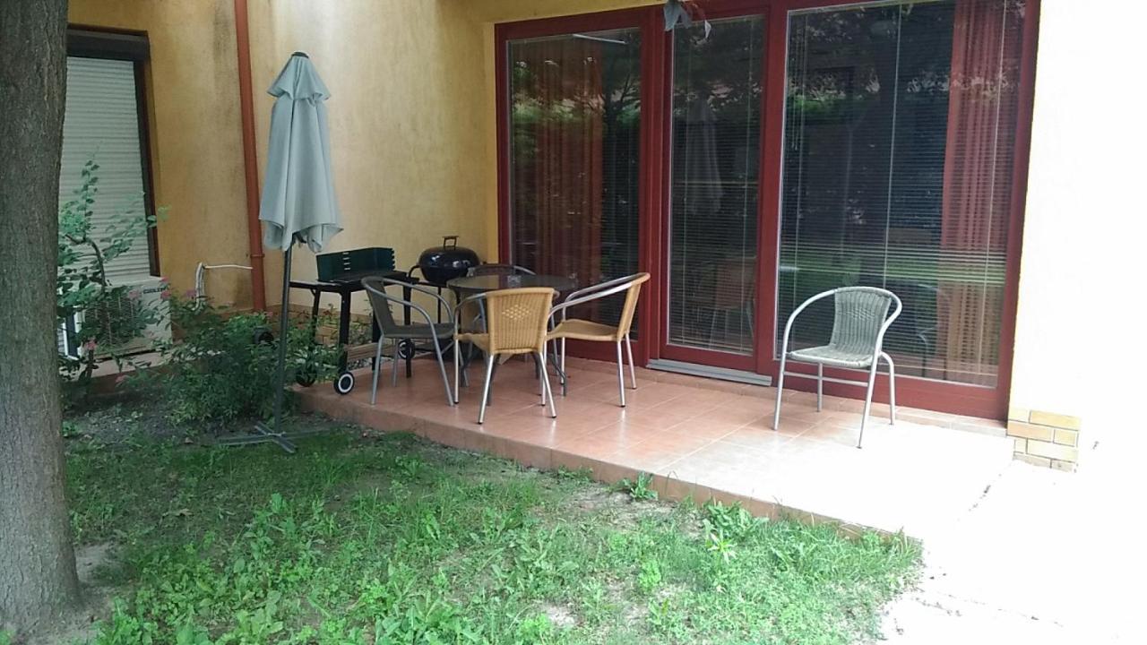 Jenny Apartman Siófok Exteriör bild